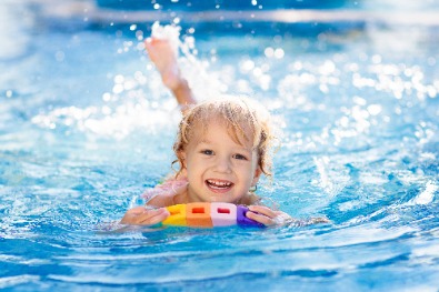 Anfänger-Schwimmkurs ab 5 Jahren mit Eltern